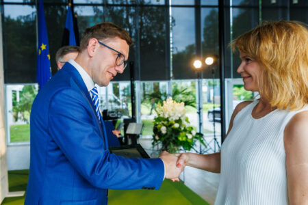 riigikaitsja-toetaja-tunnustuse-sai-tnavu--517-tandjat_54594439332_o